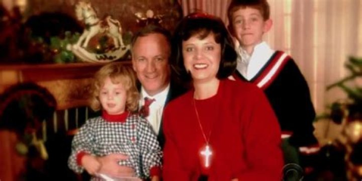 Who Are Bella Ramsey Parents? Her Career Earnings And Family Background