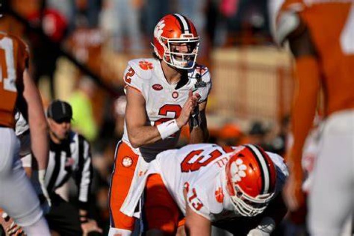 
Who are Klubnik Clemsons Parents? Klubnik Clemson Biography, Parents Name, Nationality and More 