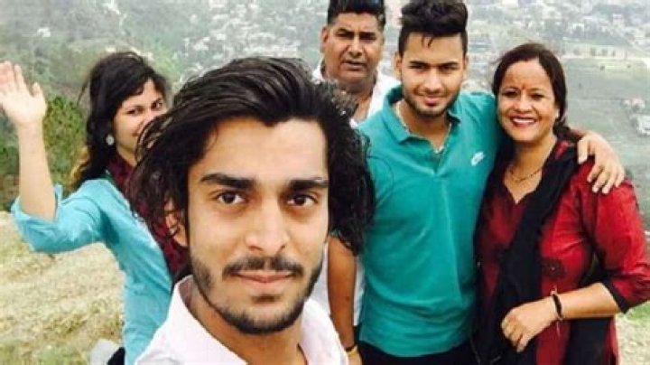 
Who are Rishabh Pants Parents? Rishabh Pant Biography, Parents Name, Nationality and More 