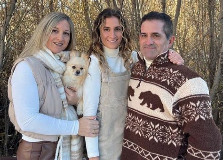 
Who Are Robert And Kim DeMelo? Meet Savannah Demelo Parents 