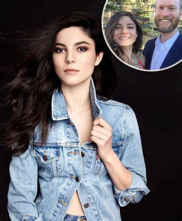 
Who is actress Monica Barbaro from “Chicago Justice”? Her Wiki: Mother, Affair, Dating, Single, Marriage, Husband, Kids, Net Worth 