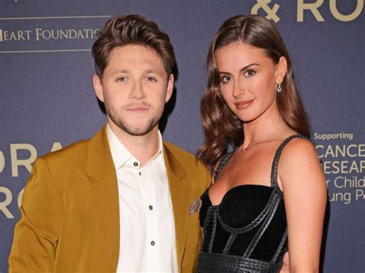 Who Is Amelia Kerr Dating? Find Out About The Cricketer’s Boyfriend And Family