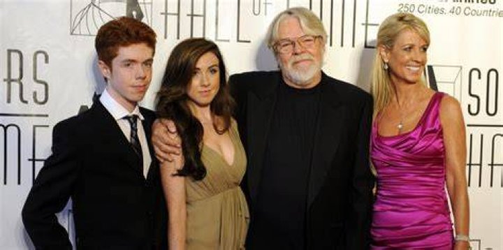 Who is Bob Seger wife? Juanita Dorricott’s Wiki Bio, age, wedding, family