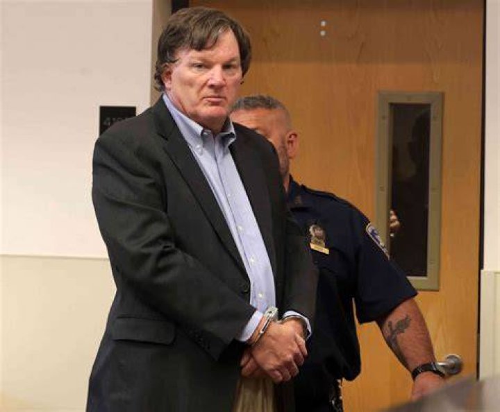 
Who is Craig Heuermann, Rex Heuermann’s younger brother who killed a police inspector in 1988? 