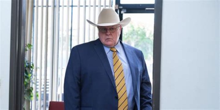 Who Is Don Lucas Investor From “The Dropout” Based On? Elizabeth Holmes Story Keeps Getting Interesting As New Characters & Story lines Build Up