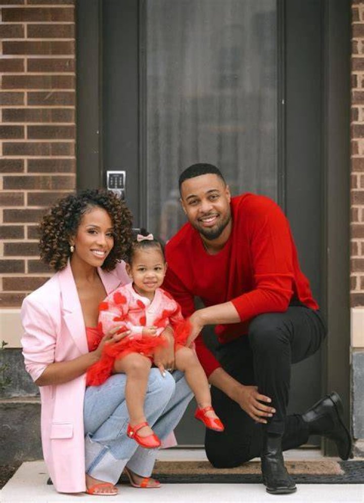 
Who Is Jeannette Reyes Husband? Fox 5 Anchor Viral On TikTok 