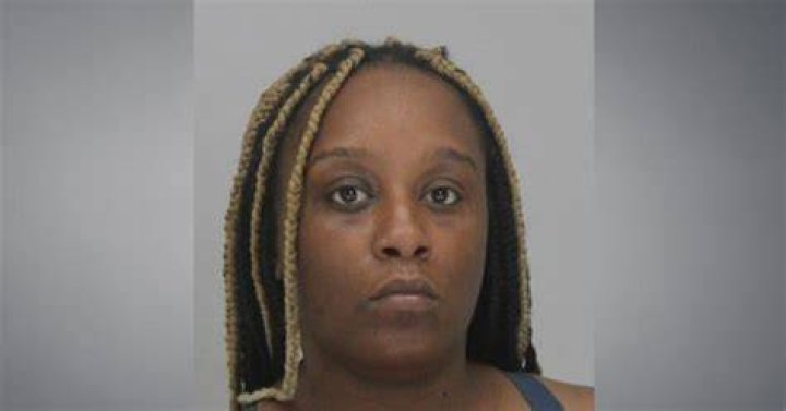 
Who Is Lacravivonne Washington? 