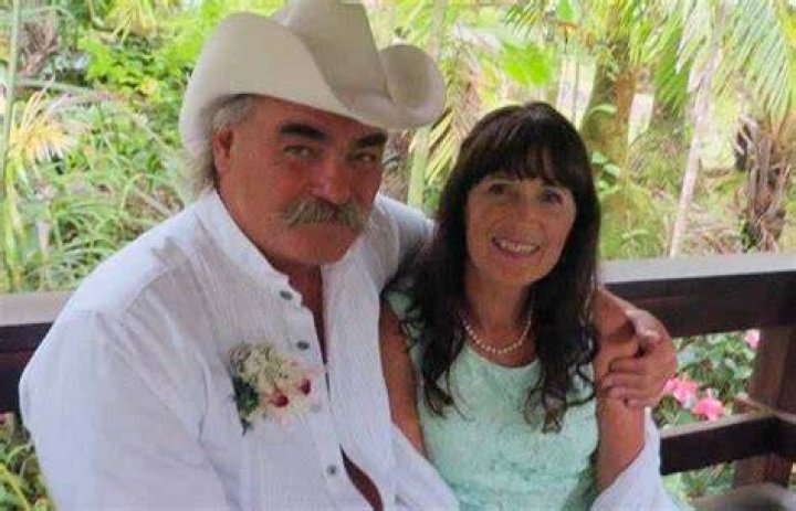 
Who Is Mollee Roestel Marty Raney’s Wife? 