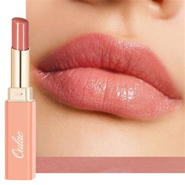Who Is Peachy Lips Of Five On TikTok? Her IG Reveals The Real Name To be Katie Peach