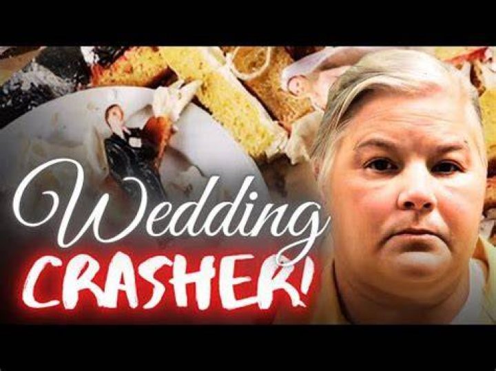 
Who is Sandra Lynn Henson, alleged serial wedding crasher? 