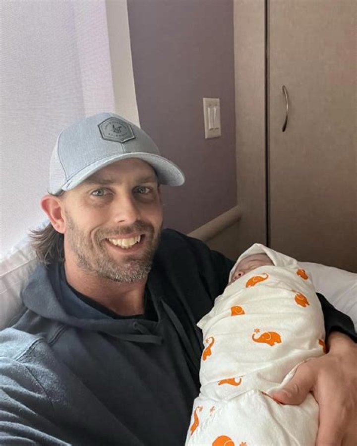 
Who Is Tatiana McNeil? Jeff McNeil Wife Is Pregnant With Their First Baby 