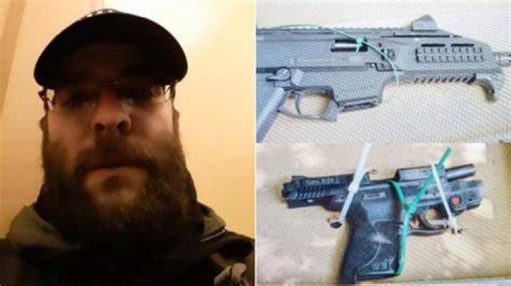 
Who is Taylor Taranto, 37-year-old with weapons and January 6 warrant arrested after running toward Obamas’ D.C. home 