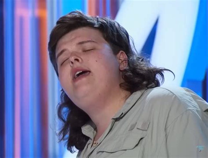 
Who is Trey Louis? American Idol contestant is Sante Fe High school shooting survivor 