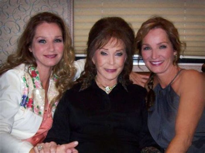 Who Was Peggy Ann Jordan? Death Of Leslie Jordan’s Mom Shocks Family And Friends