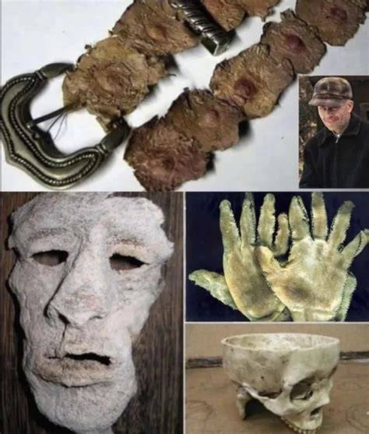 
Why Did Ed Gein Make Belts & Skull Bowls From Corpses? 