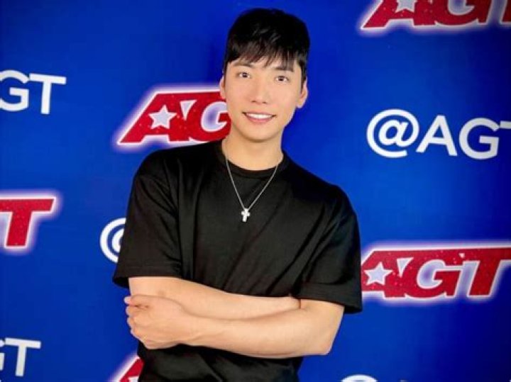 Yu Hojin Height, Weight, Net Worth, Age, Birthday, Wikipedia, Who, Instagram, Biography